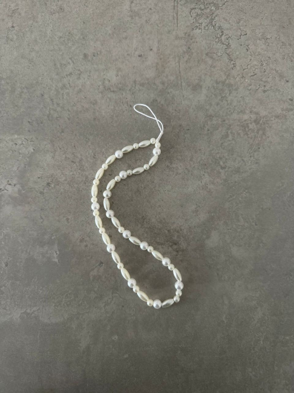 teardrop&round pearls short strap