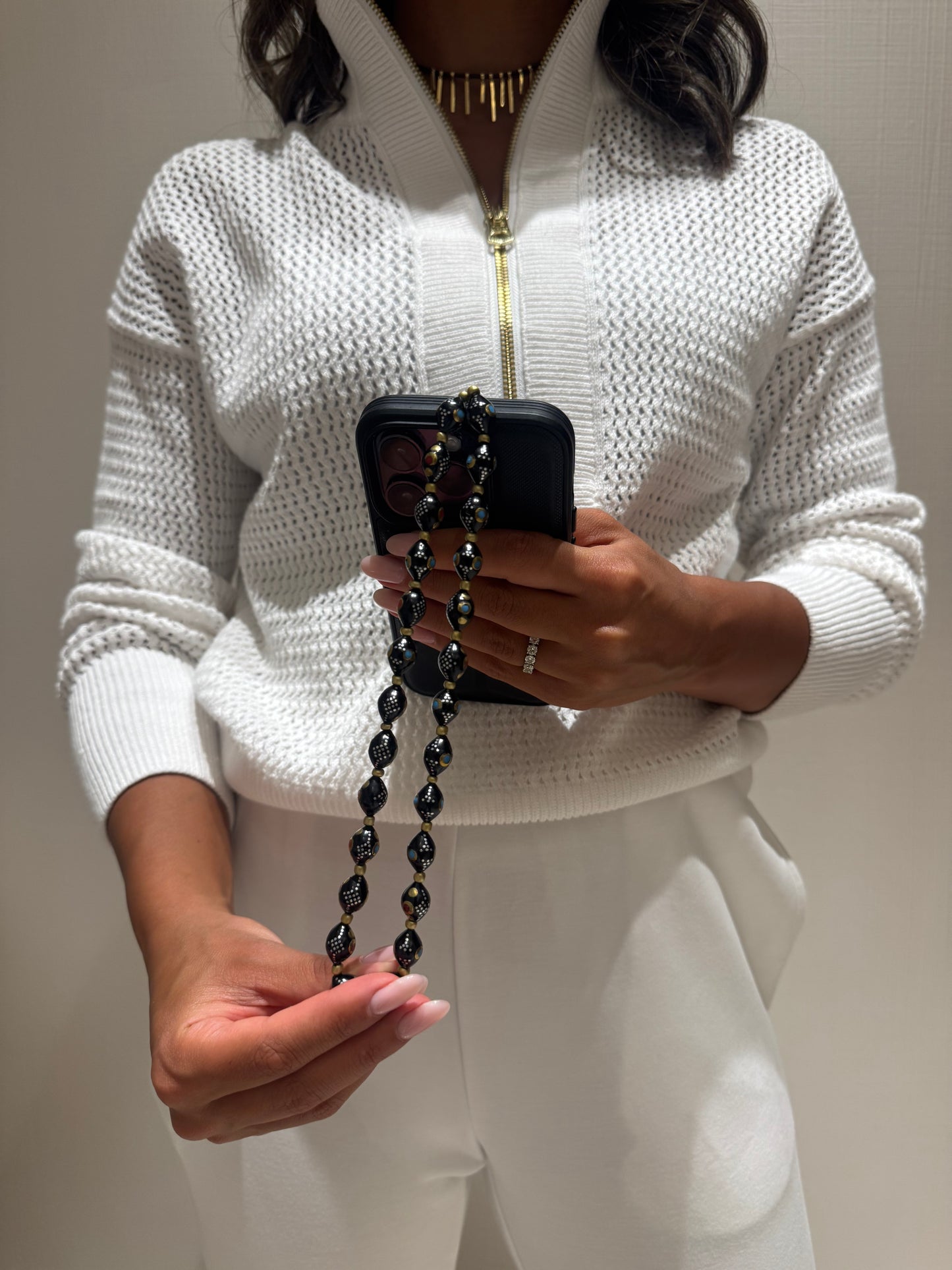 black short phonestrap