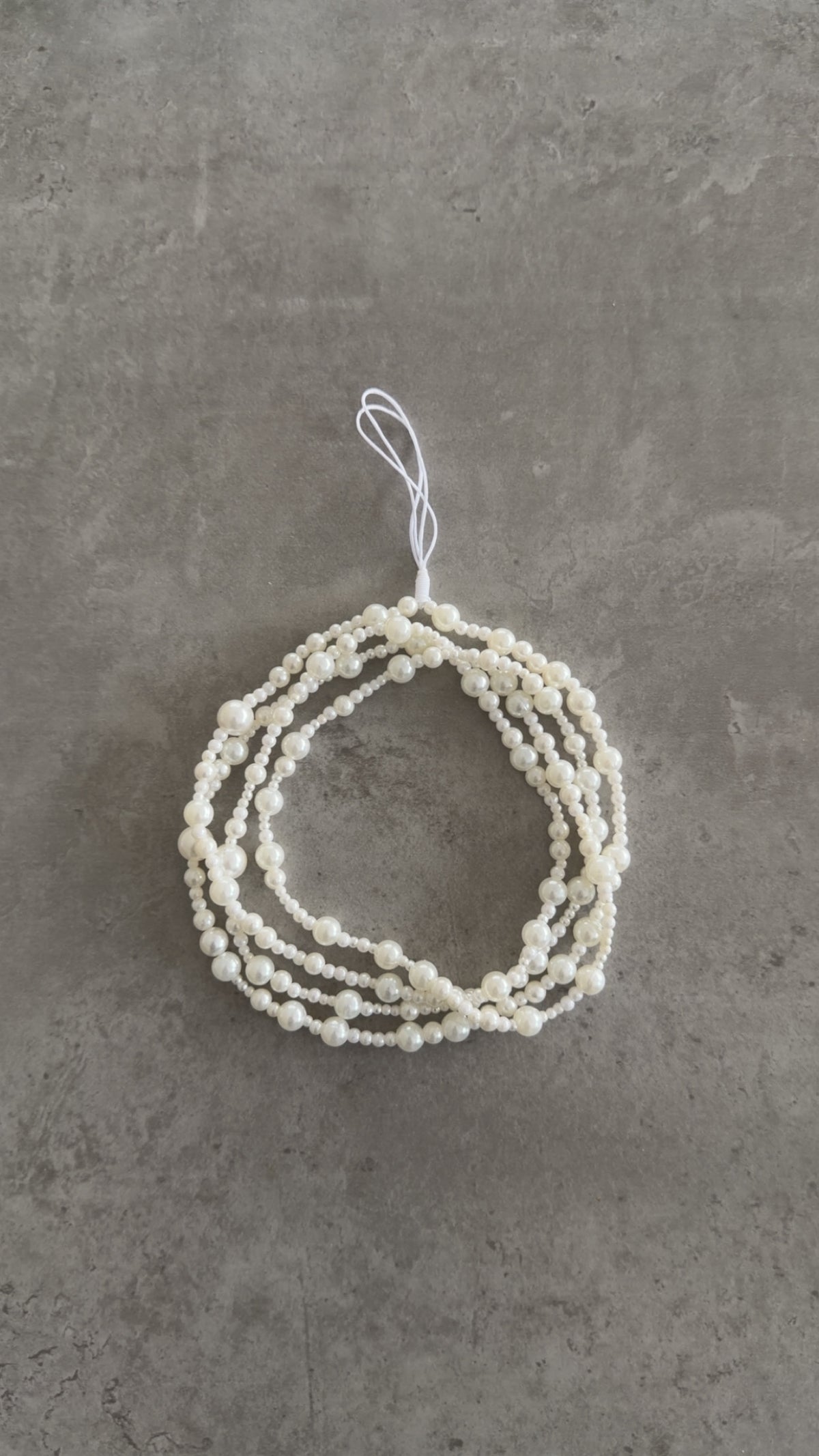 pearls round big&tiny super-lightweight phonestrap