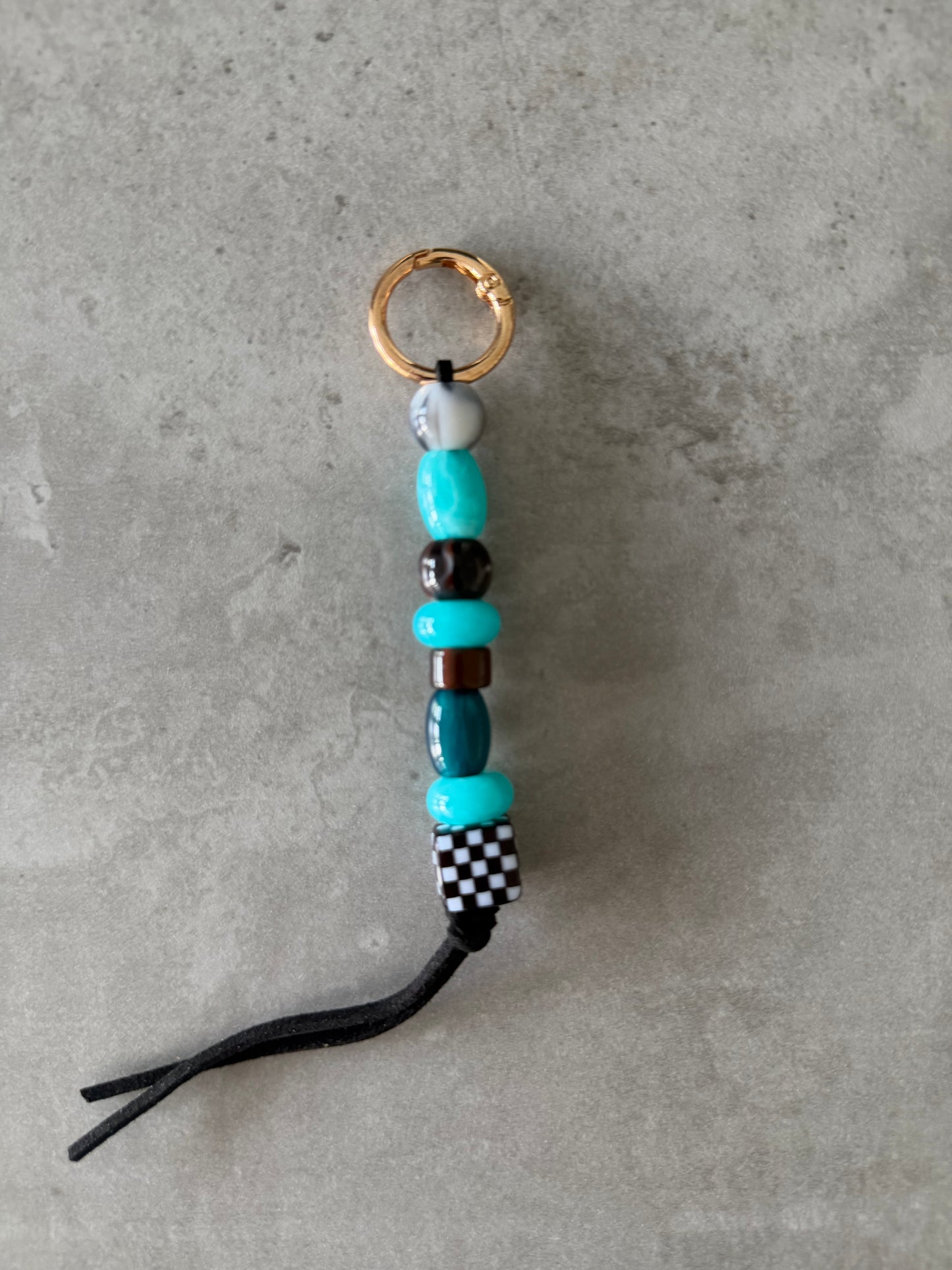 bag/key charm turquoise & checkered