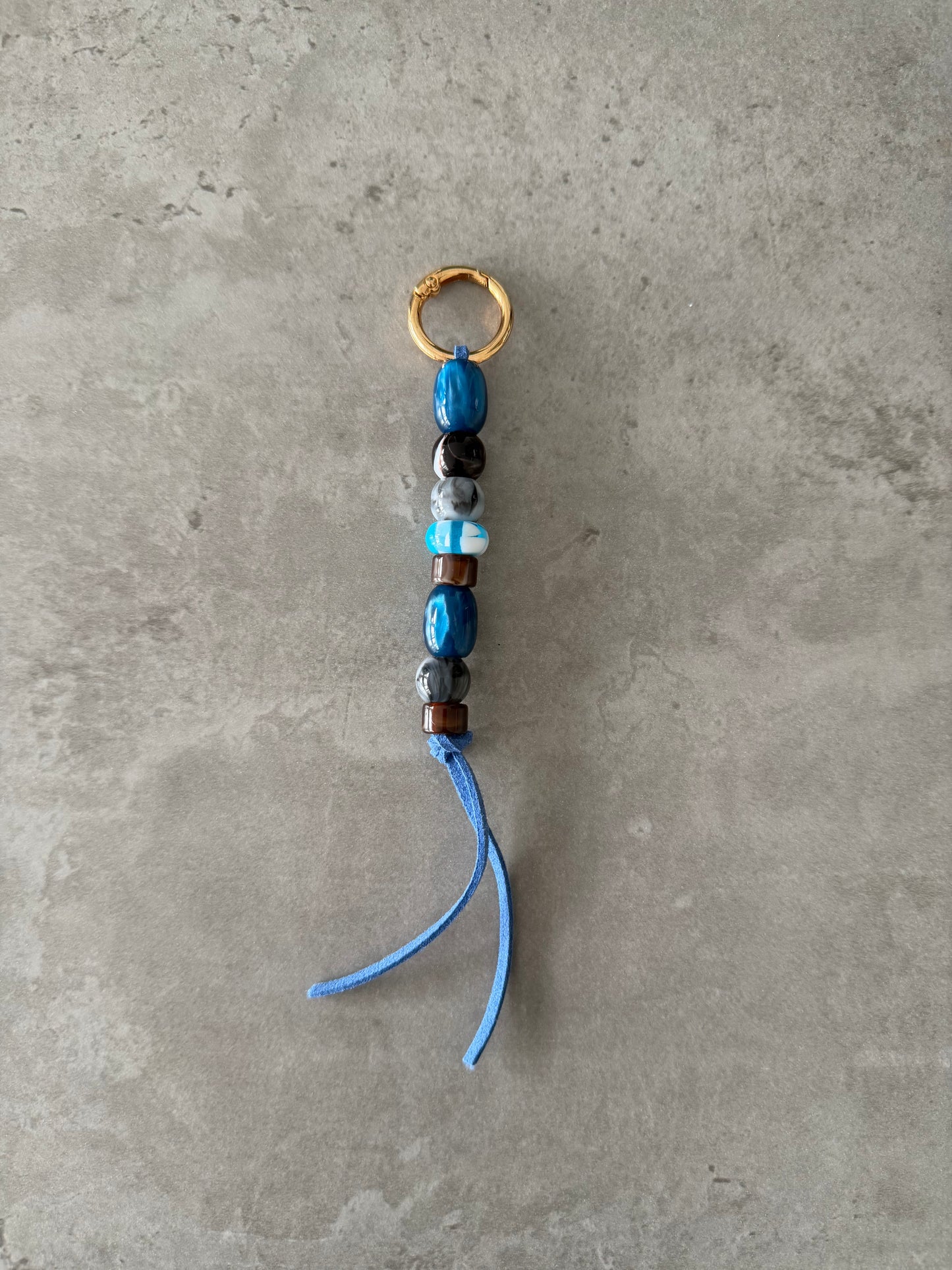 bag/key charm - blue brown grey