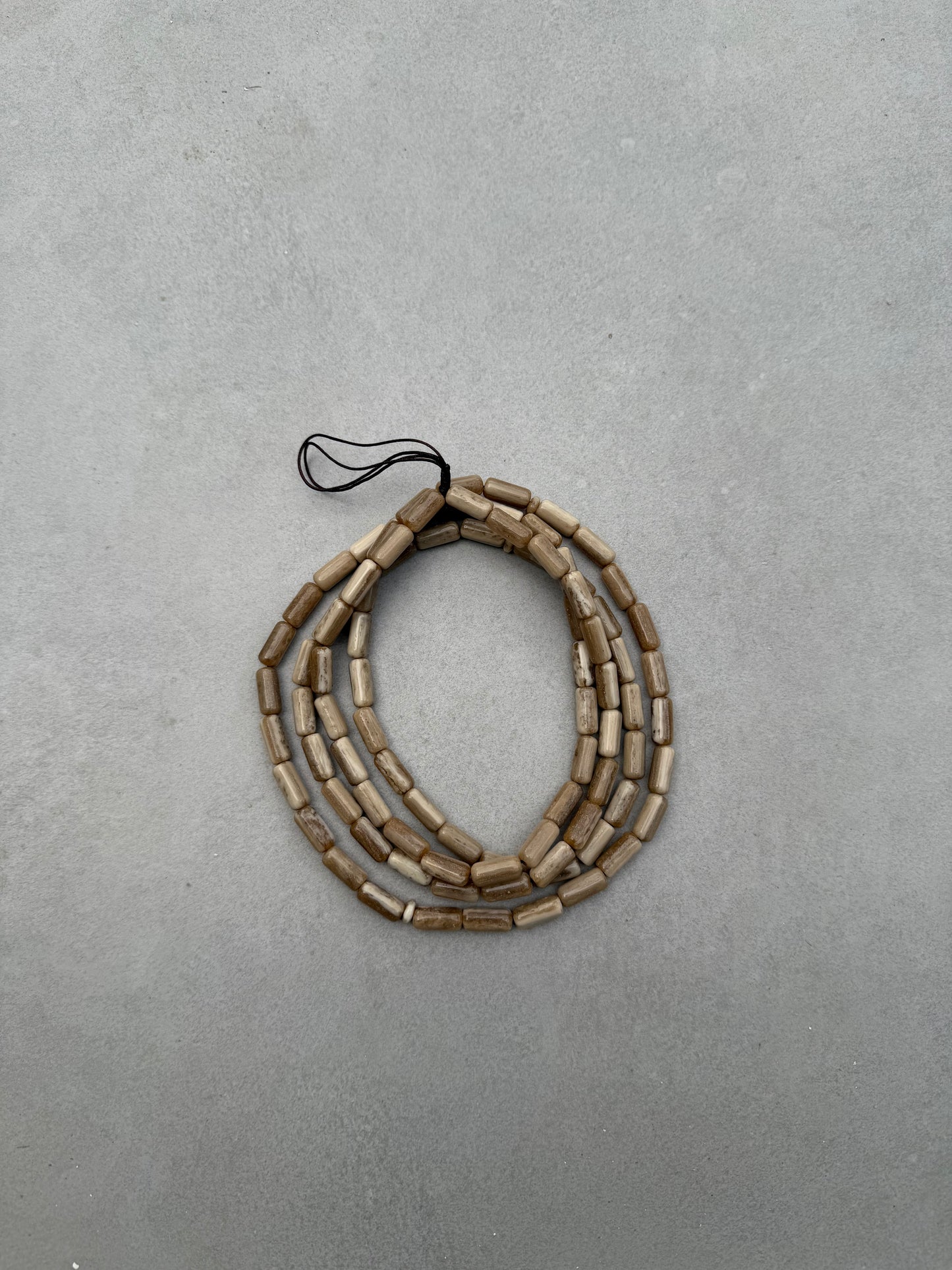 sand beiges lightweight phonestrap