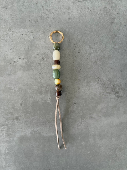 bag/key charm mixed colors - neutral
