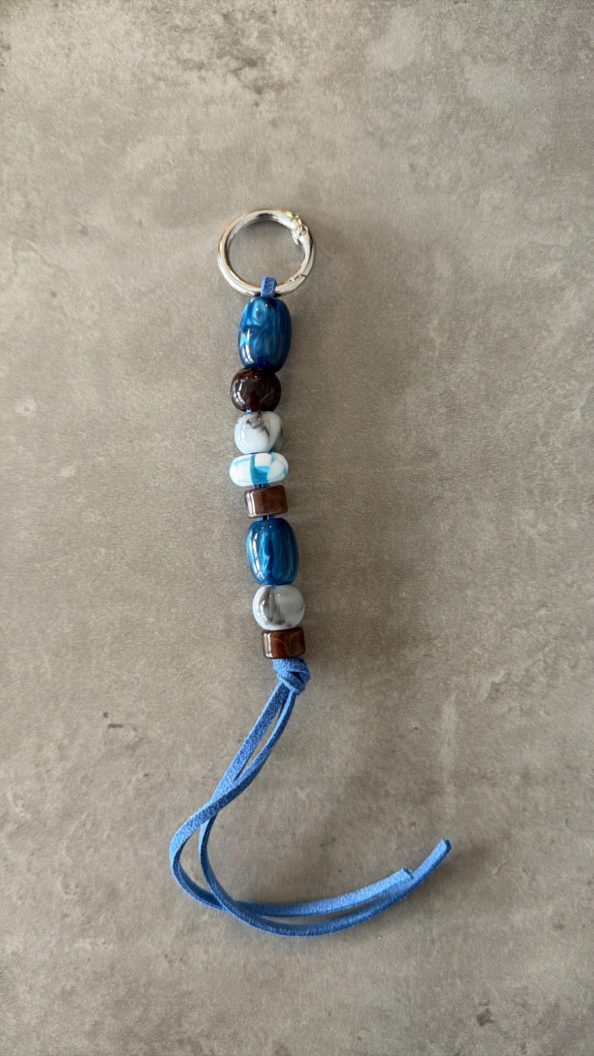 bag/key charm mixed color blues